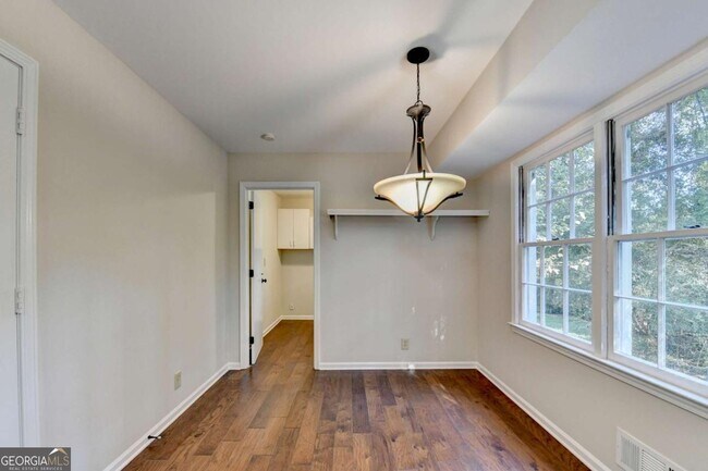 Building Photo - 478 Dorsey Cir SW