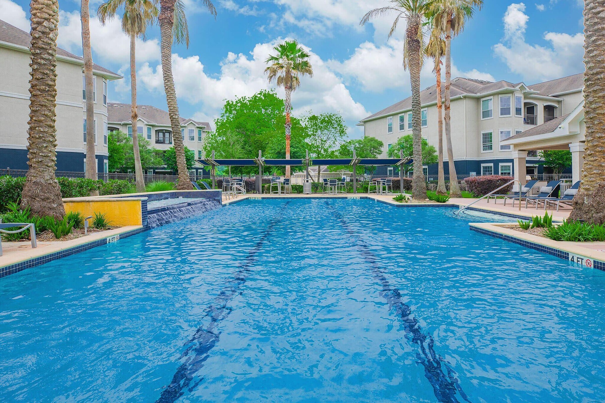 Building Photo - 501 Sarah Deel Dr