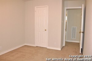 Building Photo - 625 Meadow Arbor Ln