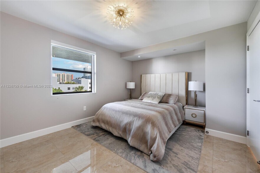 Building Photo - 408 Poinciana Island Dr