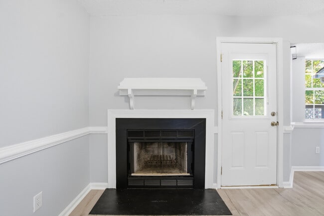 Building Photo - 55 Treasure Key