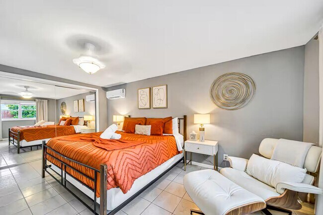 Building Photo - 4310 Applecrest Dr