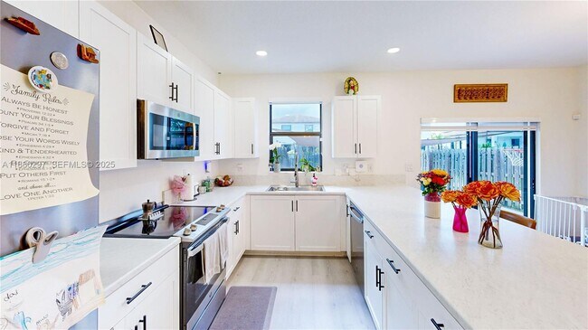 Building Photo - 24902 SW 107th Ave