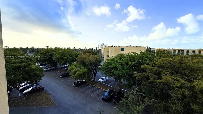 Building Photo - 11780 SW 18th St
