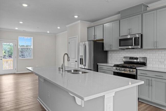 Building Photo - Gorgeous New Construction!  Updated Kitche...