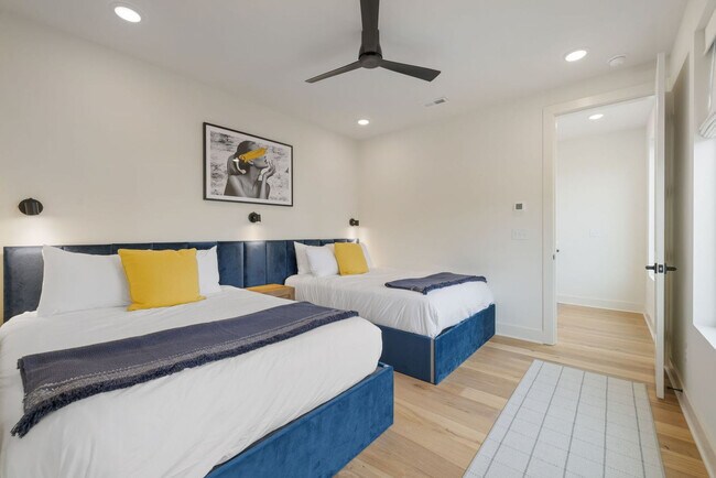 Building Photo - 1117 3rd Ave S