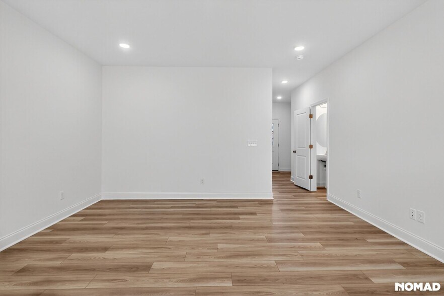 Building Photo - 818 Kensley Grv Ln