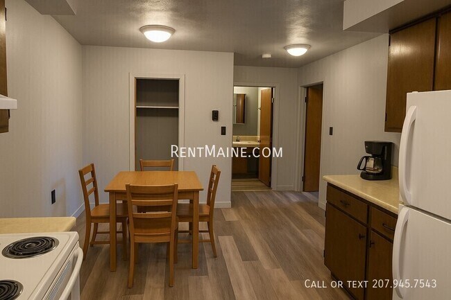 Building Photo - 6 Wenbelle Dr