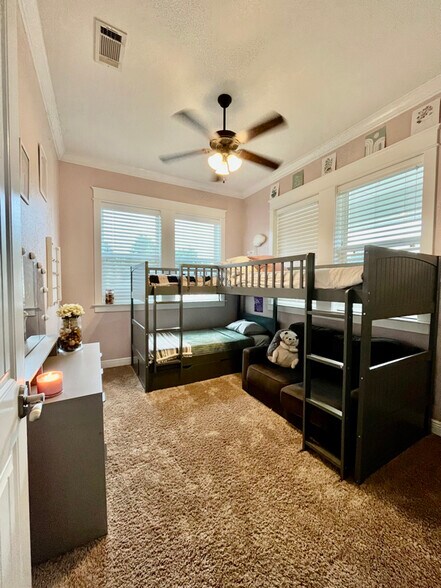 Building Photo - 5410 Ponte Verde Dr