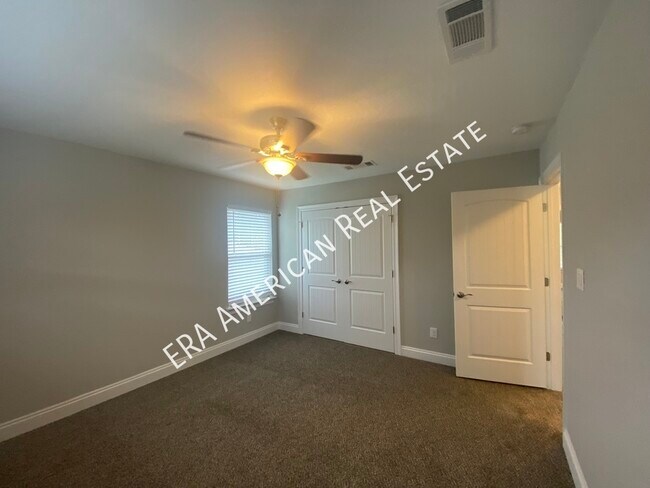 Building Photo - 8461 Laredo St