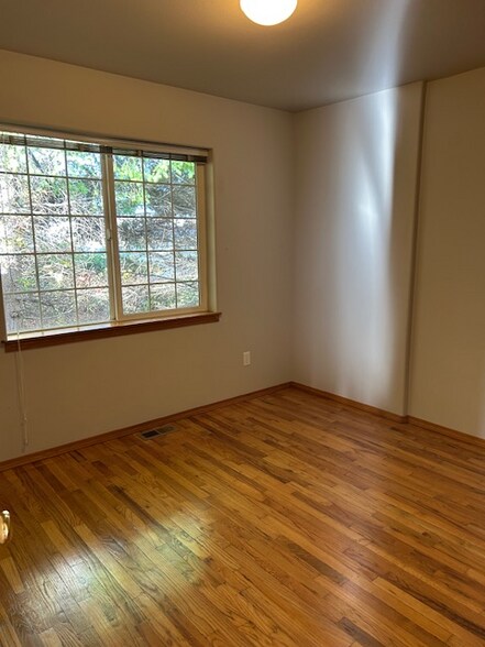 Building Photo - 1201 E Indiana St