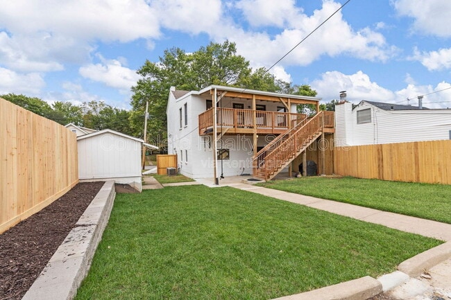 Building Photo - 620 S Benton Ave