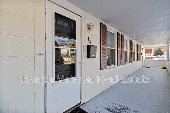 Building Photo - 44 Providence St