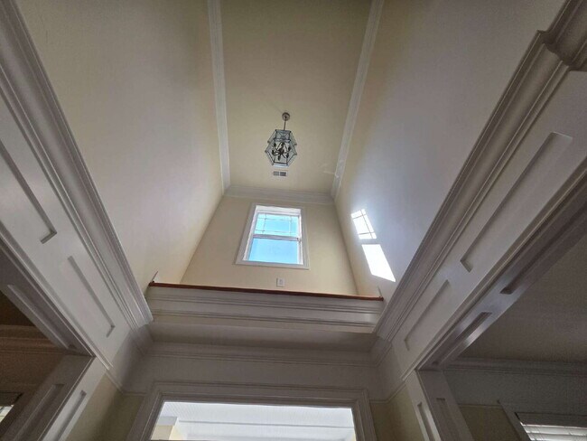 Building Photo - Spacious 4-Bedroom Home for Rent in Kings Grant Fayetteville – 15 Minutes from Fort Bragg