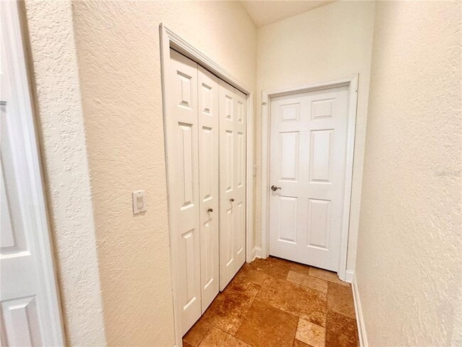 Building Photo - 27130 Firebush Dr