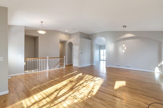 Building Photo - **Beautiful 5 Bed 4 Bath home for rent in ...