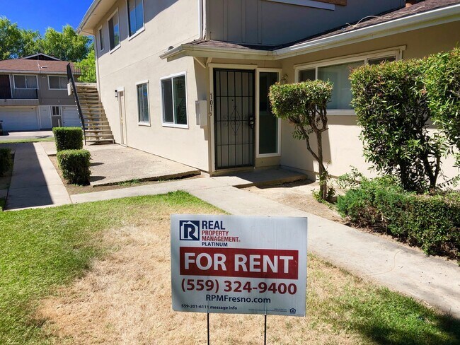 Primary Photo - $1,350 Marks & Shaw 2 Bedroom Townhouse, c...