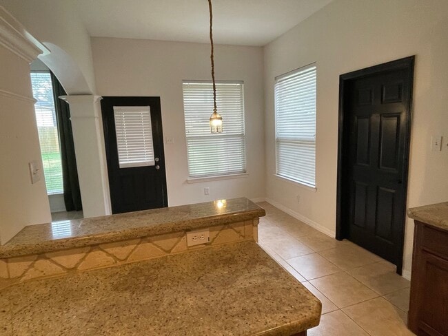 Building Photo - 16531 Ruby Meadow Dr