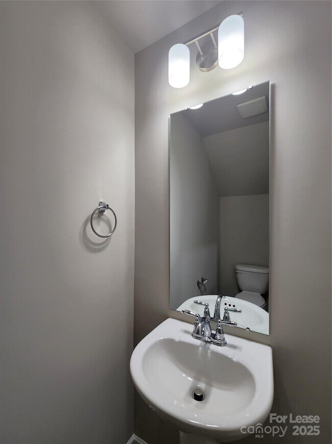 Building Photo - 12526 Susanna Dr