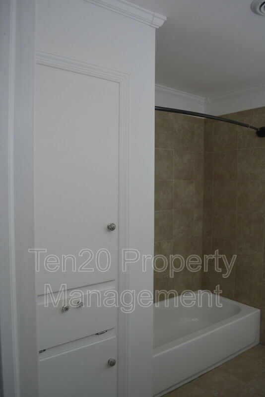 Building Photo - 1815 Marilon Dr