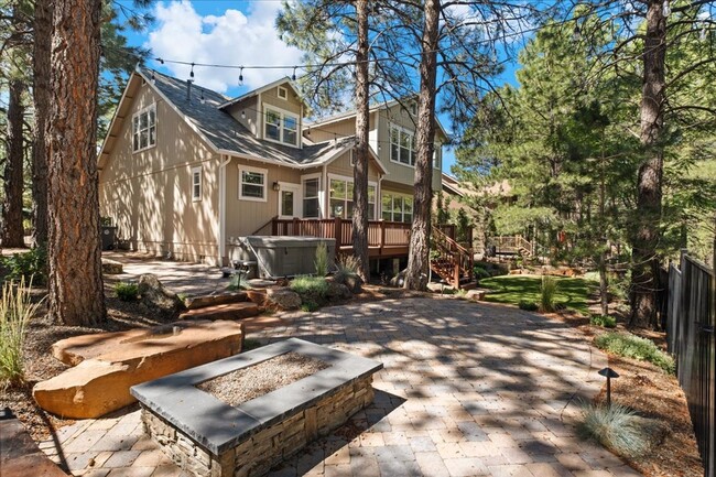 Building Photo - Beautiful Ponderosa Trails Home For Rent