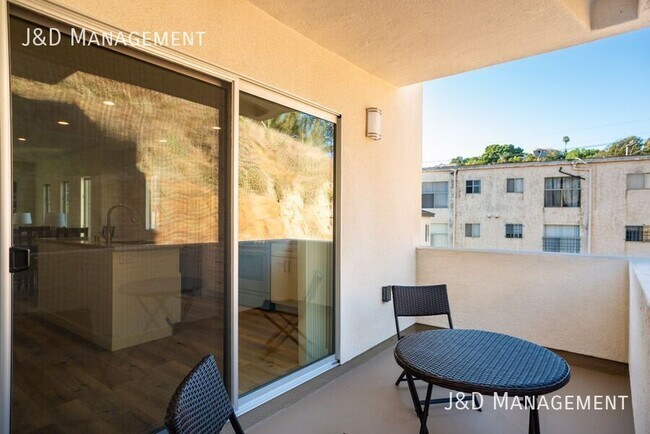 Building Photo - 3333 Reynard Way