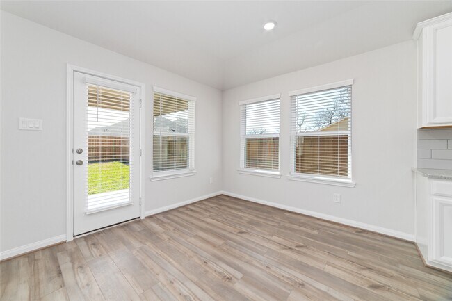 Building Photo - 21519 Carbone Ln