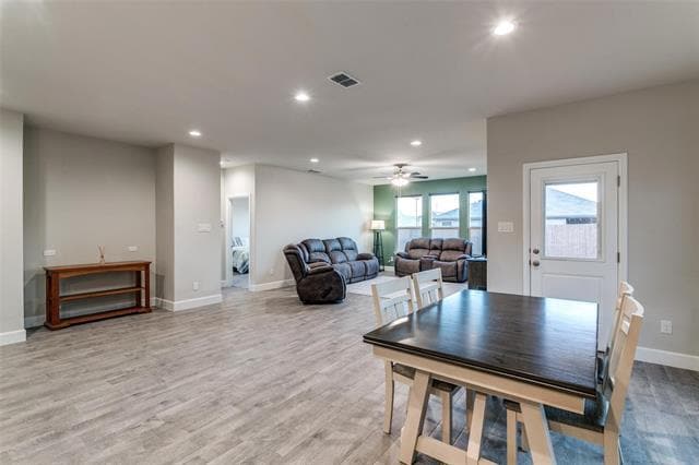 Building Photo - 728 Greenford Mnr