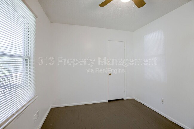 Building Photo - 10009 Hardesty Ave