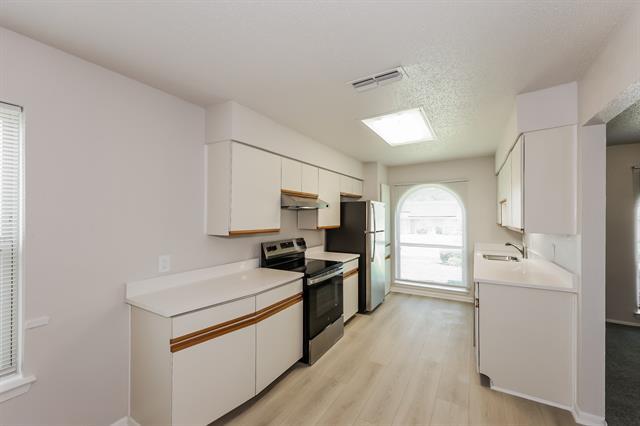 Building Photo - 1816 Christopher Dr