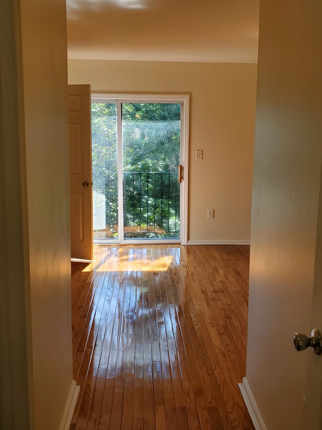 MASTER BEDROOM/BALCONEY - 14 Seymour Ave