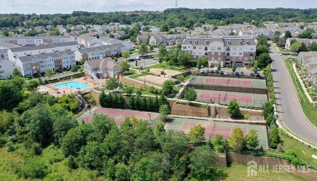 Building Photo - 454 Gawron Ct