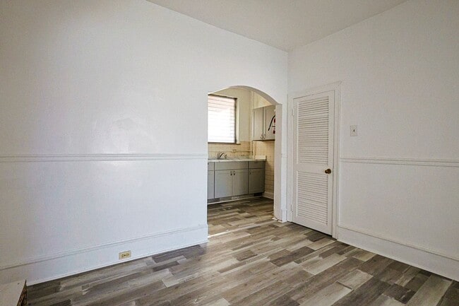 Building Photo - Well-kept 3 Bed, 1 Bath Single Family Home - Schedule your tours now!