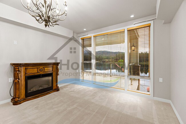 Building Photo - ***Winter Special*** $2,475.00.00 until 4/...