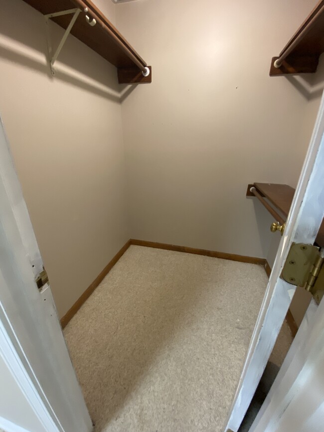 Walk in Closet in Bedroom - 3254 S Puckett Rd