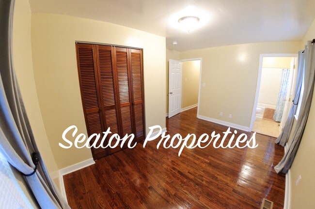 Building Photo - 2709 Addison Dr