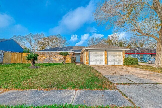 Building Photo - 12122 Fairmeadow Dr