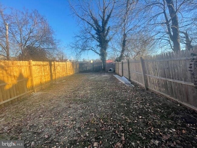 Building Photo - 510 2nd St