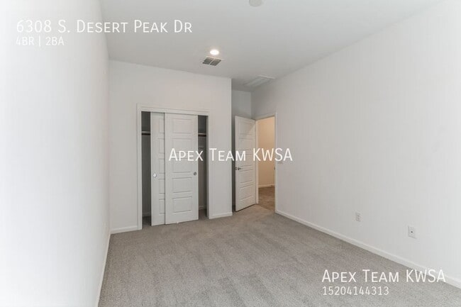 Building Photo - 6308 S Desert Peak Dr