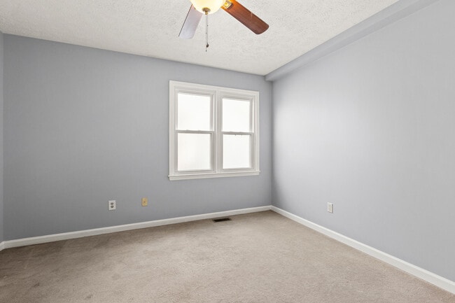 Building Photo - 1105 Jonestown Ln