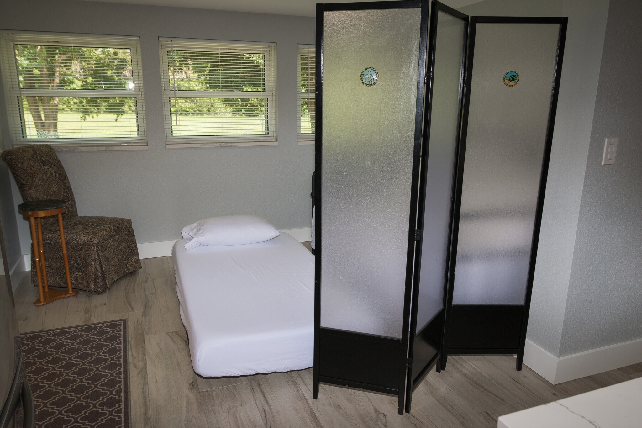 Room Divider for Den - 4540 NW 12th Dr