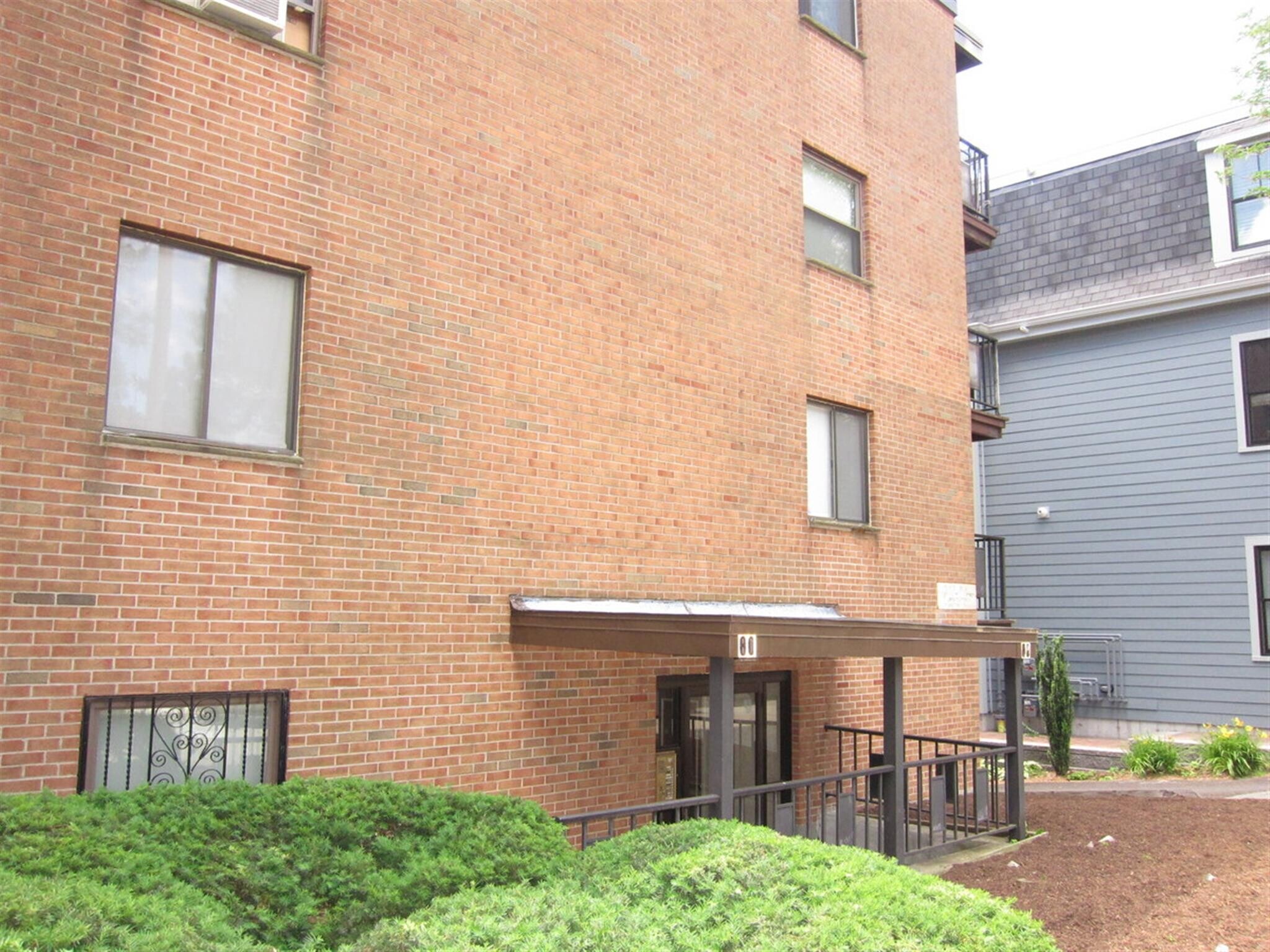 Building Photo - 80 Highland Ave