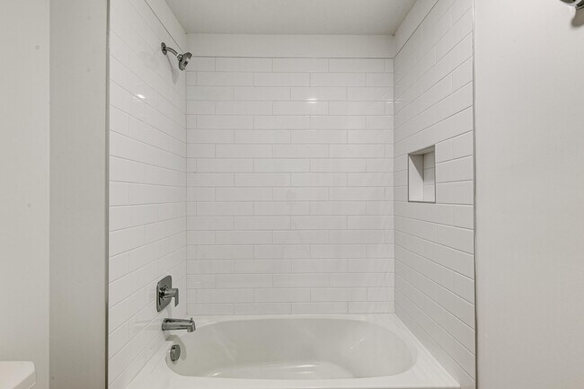 Building Photo - 3170 Streng Ln