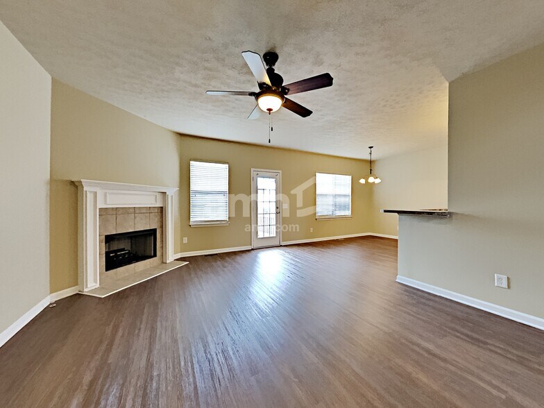 Building Photo - 128 McKain Xing