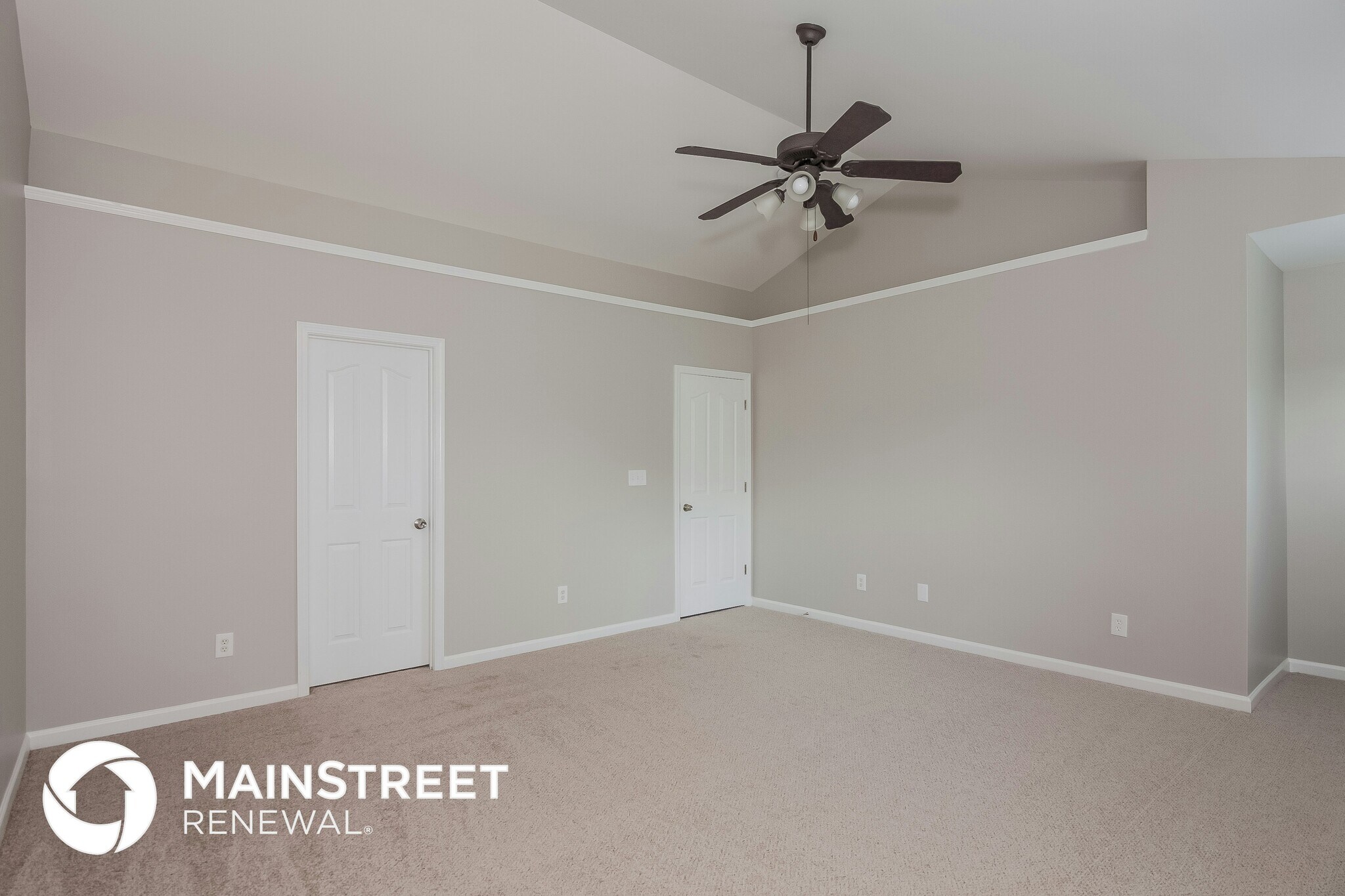 Building Photo - 12416 Oakton Hunt Dr