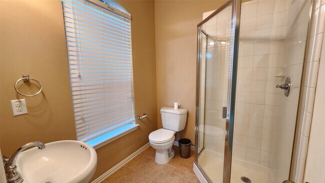 Building Photo - 26939 Glacier Creek Dr