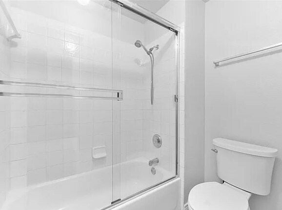 Building Photo - 8404 Hitching Tr