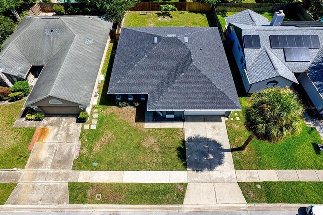 Building Photo - 308 Alba Ln