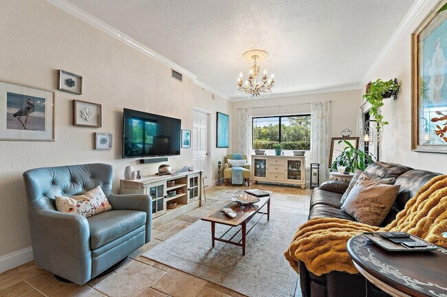 Building Photo - 2805 Veronia Dr