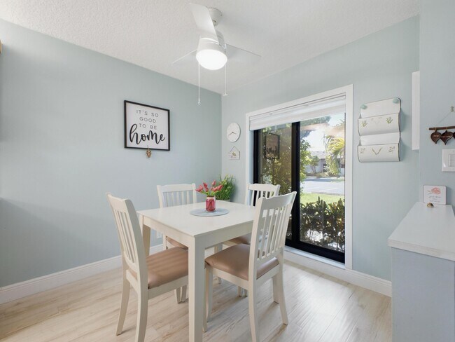Building Photo - 5800 Princess Palm Ct